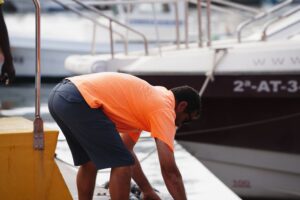 Detrás de las cámaras: así trabaja el personal del ferry y del puerto